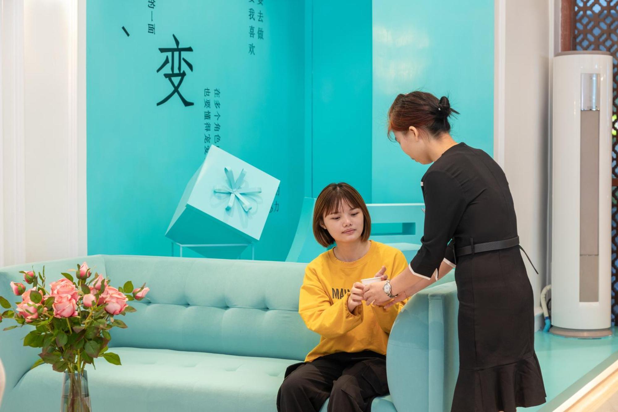 Xana Lite Hotel - Guangzhou Fangcun Huadiwan Metro Station Εξωτερικό φωτογραφία