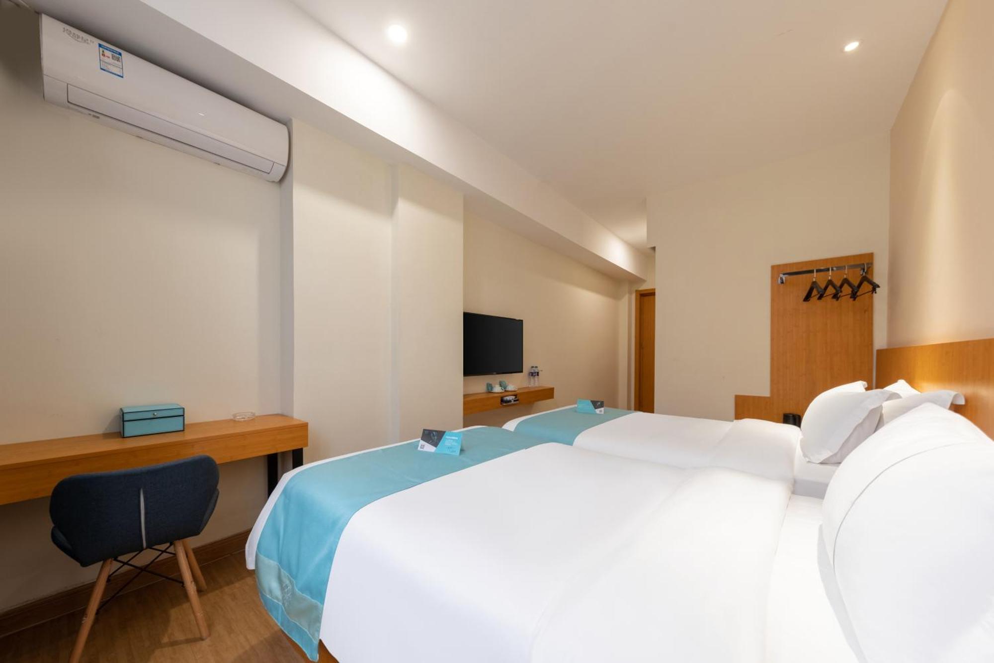 Xana Lite Hotel - Guangzhou Fangcun Huadiwan Metro Station Εξωτερικό φωτογραφία