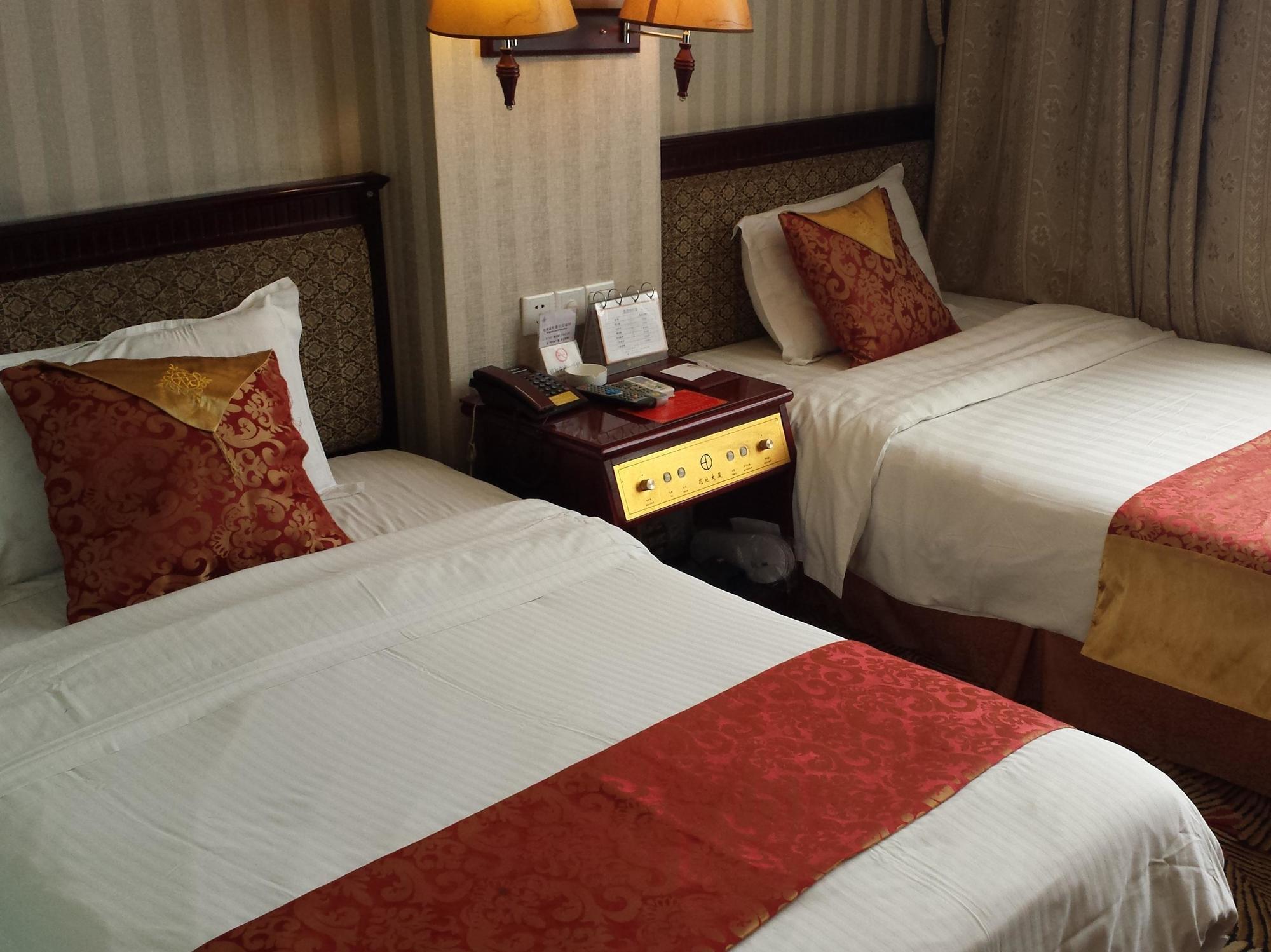 Xana Lite Hotel - Guangzhou Fangcun Huadiwan Metro Station Εξωτερικό φωτογραφία